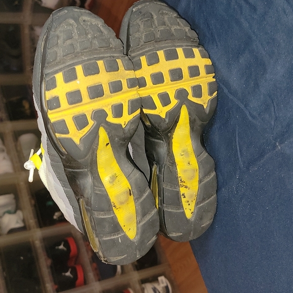 Air Max 95 Tour Yellow - Picture 2 of 7